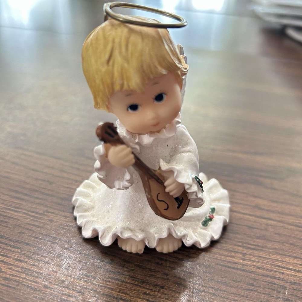 Vintage Enesco Morehead Holly Babe Angel With Mandolin Christmas Figurine